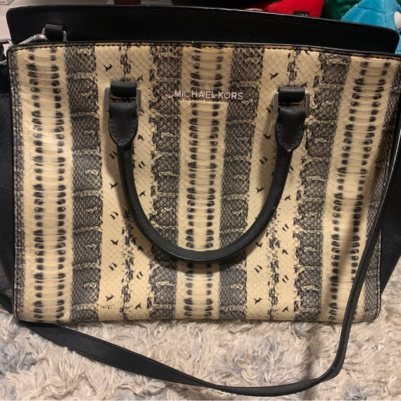 Michael Kors Bags New Michael Kors Black Snake Print Purse - Picture 3 of 3